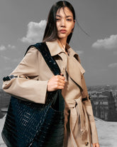 Discover the look | All | Antonia