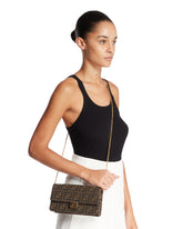 Brown Wallet On Chain Baguette | PDP | Antonia