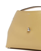 Borsa T-Lock Top Handle Beige | PDP | Antonia