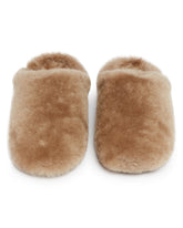 Slippers Fluffed Elea Slip-On Beige | PDP | Antonia