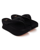 Black Gaeta Flip-Flops | PDP | Antonia