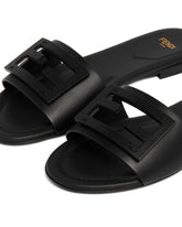 Flats Baguette In Pelle Nere | PDP | Antonia