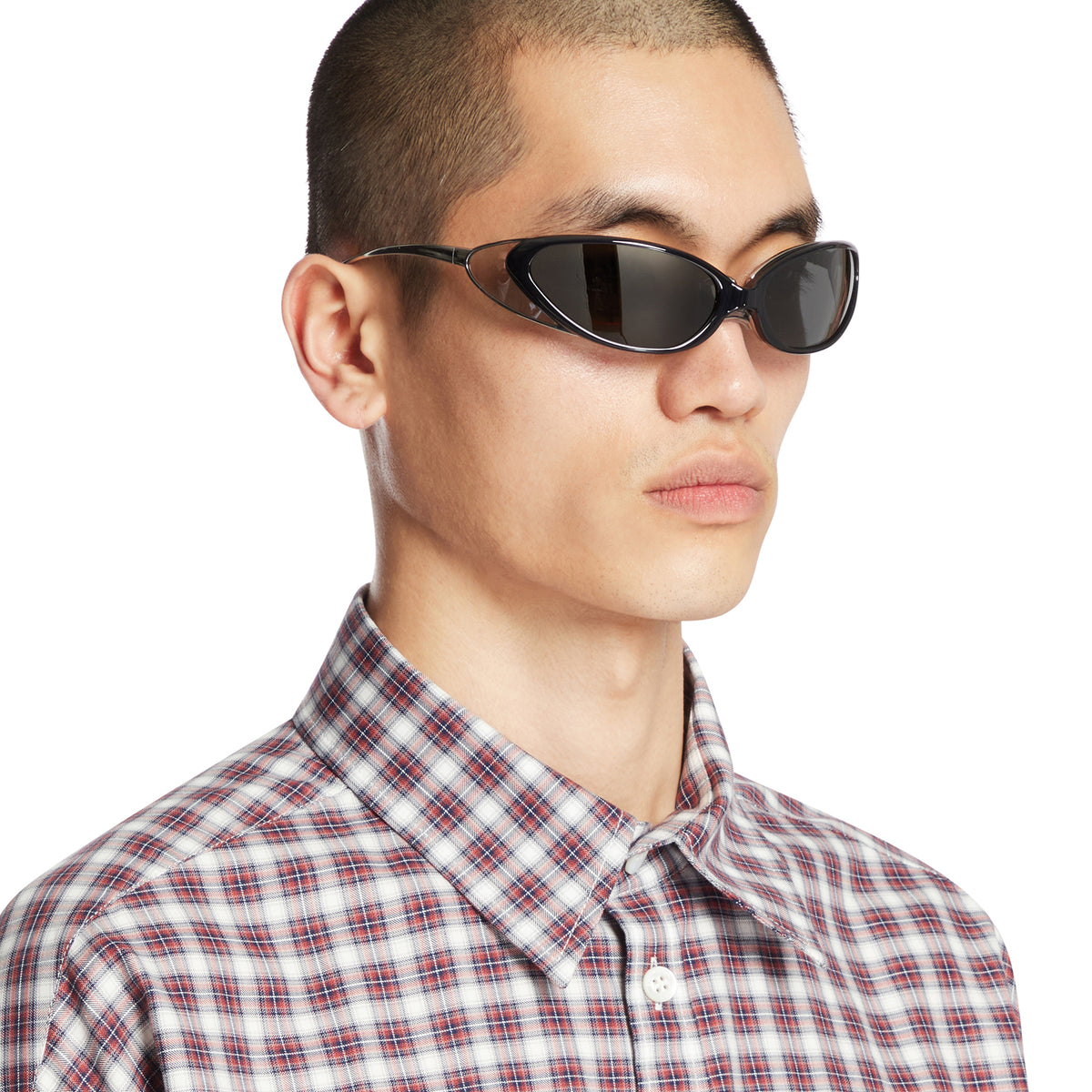 Black Noiz Veil 01 Sunglasses | GENTLE MONSTER - Antonia