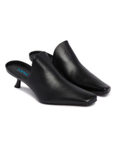 Black Emily Sabots | PDP | Antonia