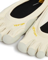 White FiveFingers Classic | PDP | Antonia