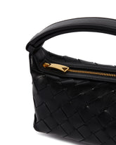 Borsa East-West Wallace Nera | PDP | Antonia