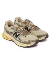 Joe Freshgoods x New Balance Beige 2010 Bag Lady Sneakers | PDP | Antonia