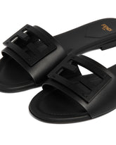 Flats Baguette In Pelle Nere | PDP | Antonia