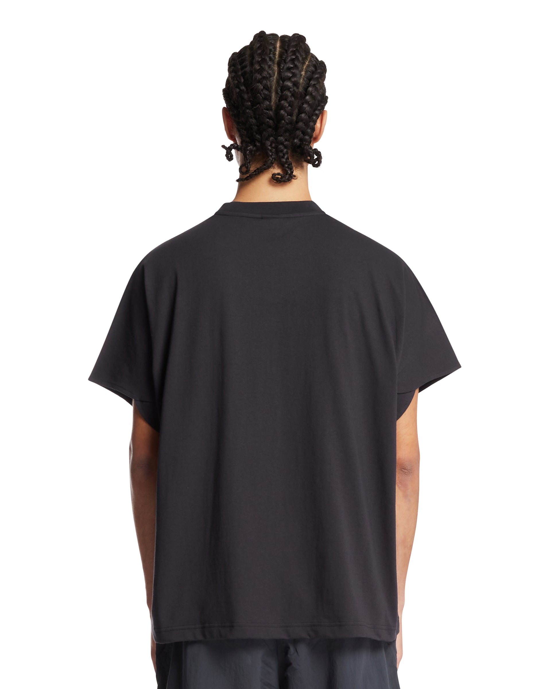 Black Helicoid T-Shirt | GOLDWIN - Antonia