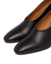 Black Leather Pumps | PDP | Antonia