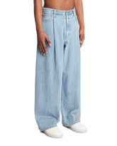 Blue Tab Shortened Wide-Pleated Blue Jeans | PDP | Antonia