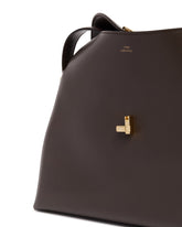 Borsa T-Lock Top Handle Marrone | PDP | Antonia
