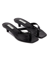 Sandali Infradito Con Tacco Basso Neri - SCARPE BASSE DONNA | PLP | Antonia