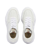 White Wayne Low-top Sneakers - maison mihara men | PLP | dAgency