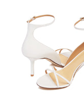White Leather Pumps | PDP | dAgency
