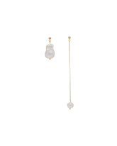Golden Asymmetrical Earrings - Women's jewelry | PLP | dAgency