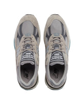 Gray 991v2 Sneakers - NEW BALANCE | PLP | dAgency