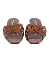 Brown Tribute Flats<BR/> | PDP | dAgency